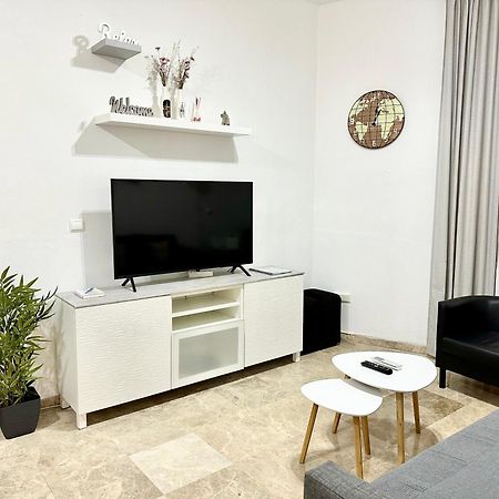 Apartamento Acogedor Y Moderno En Pleno Centro De Sevilla Con Parking Gratis מראה חיצוני תמונה