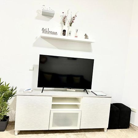 Apartamento Acogedor Y Moderno En Pleno Centro De Sevilla Con Parking Gratis מראה חיצוני תמונה