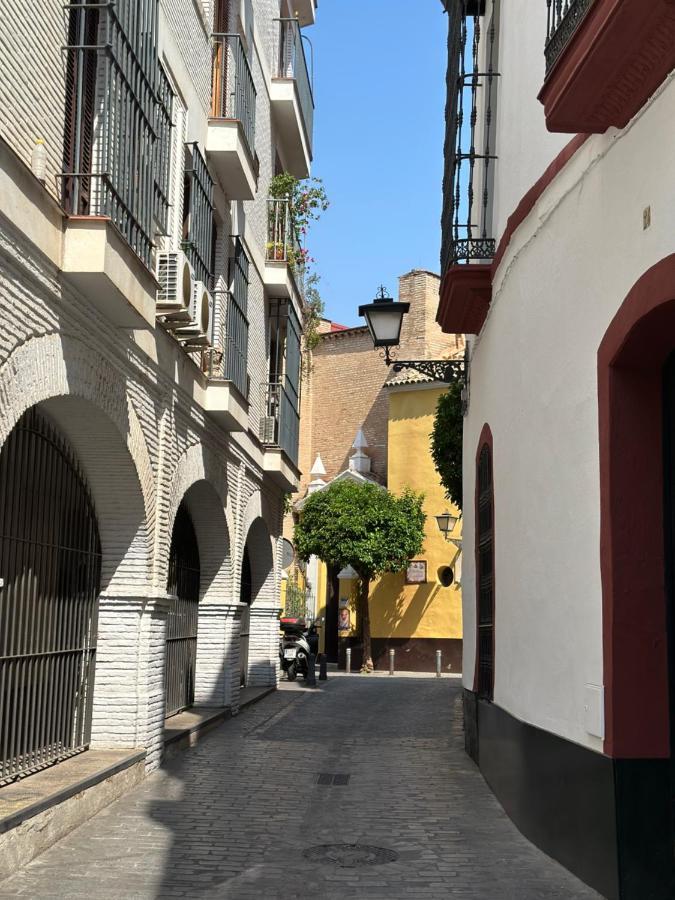 Apartamento Acogedor Y Moderno En Pleno Centro De Sevilla Con Parking Gratis מראה חיצוני תמונה