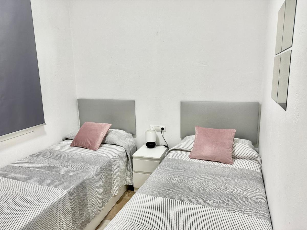 Apartamento Acogedor Y Moderno En Pleno Centro De Sevilla Con Parking Gratis מראה חיצוני תמונה